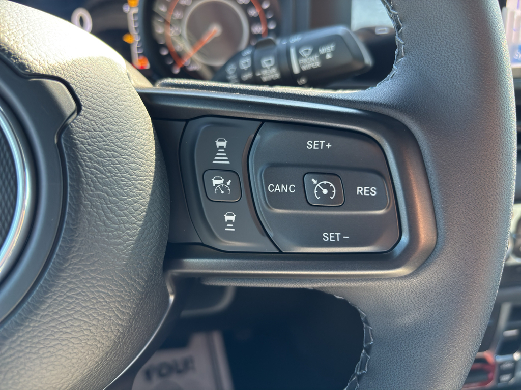 2025 Jeep Wrangler Rubicon photo 36