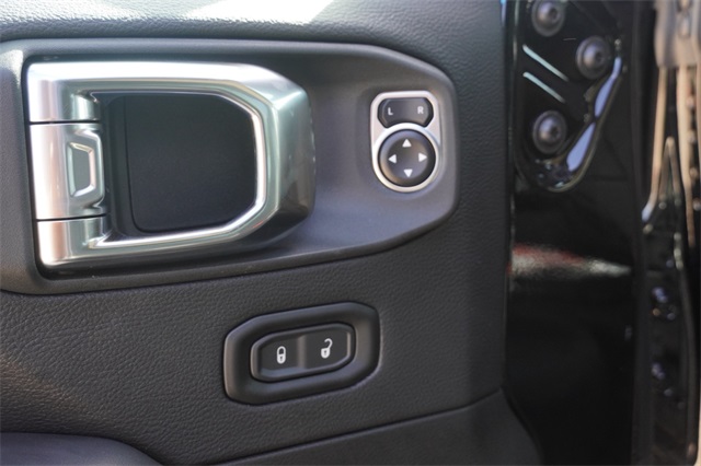 2025 Jeep Gladiator Sport photo 18