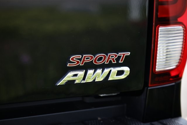 2021 Honda Ridgeline Sport photo 12