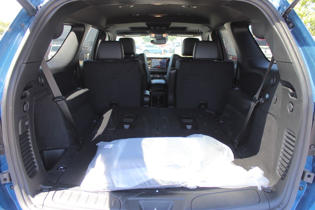 2025 Dodge Durango R/T Plus photo 10