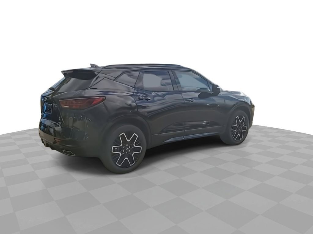 2025 Chevrolet Blazer RS photo 8