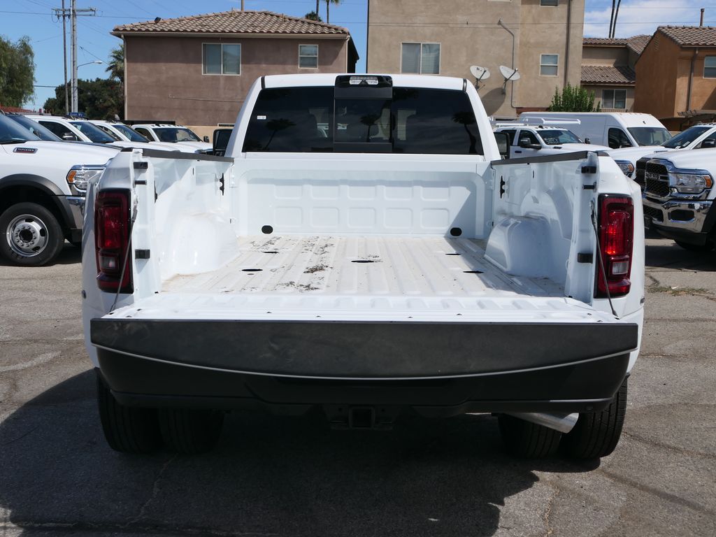 2026 Ram 3500 Tradesman photo 5