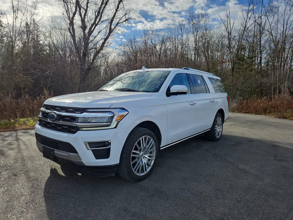 2024 Ford Expedition MAX Limited photo 3