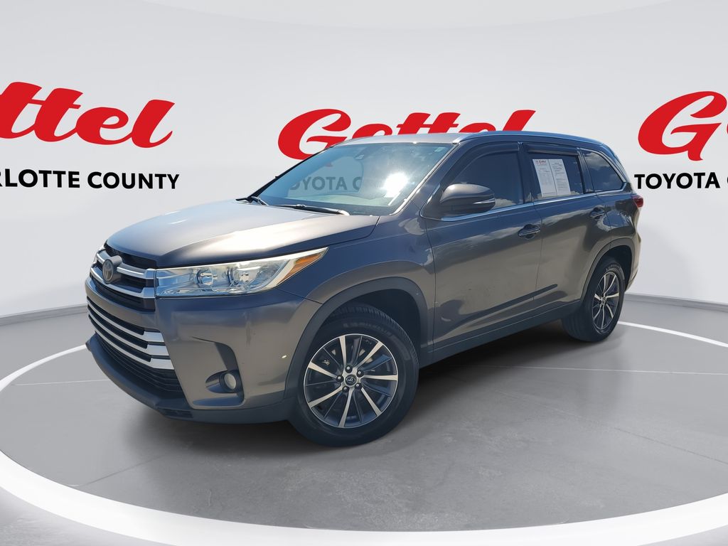 2018 Toyota Highlander XLE's photo