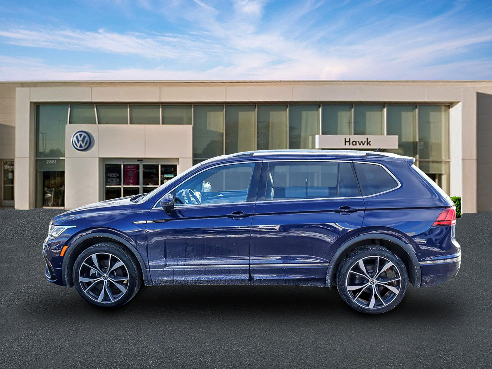 2022 VOLKSWAGEN TIGUAN - Image 3