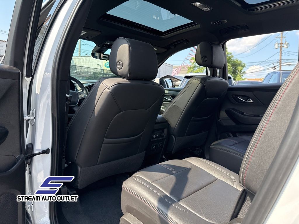 2023 Chevrolet Traverse RS photo 24