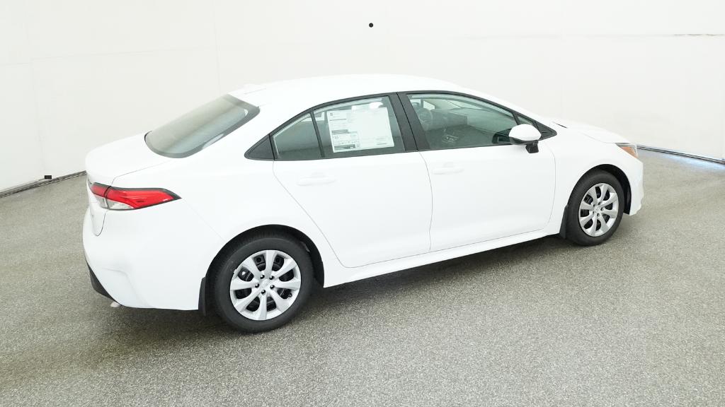 2025 Toyota Corolla LE photo 23