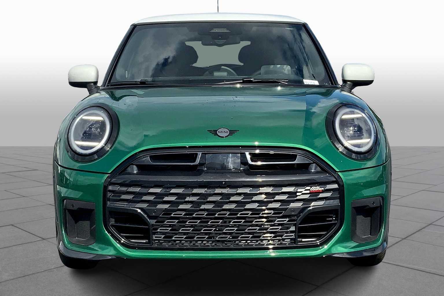 2025 Mini Cooper 2 Door Hardtop S photo 3