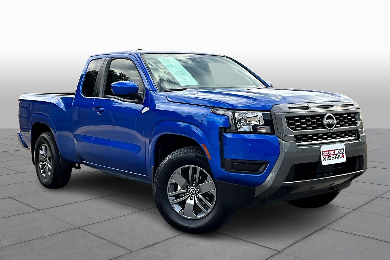 2025 Nissan Frontier SV photo 2