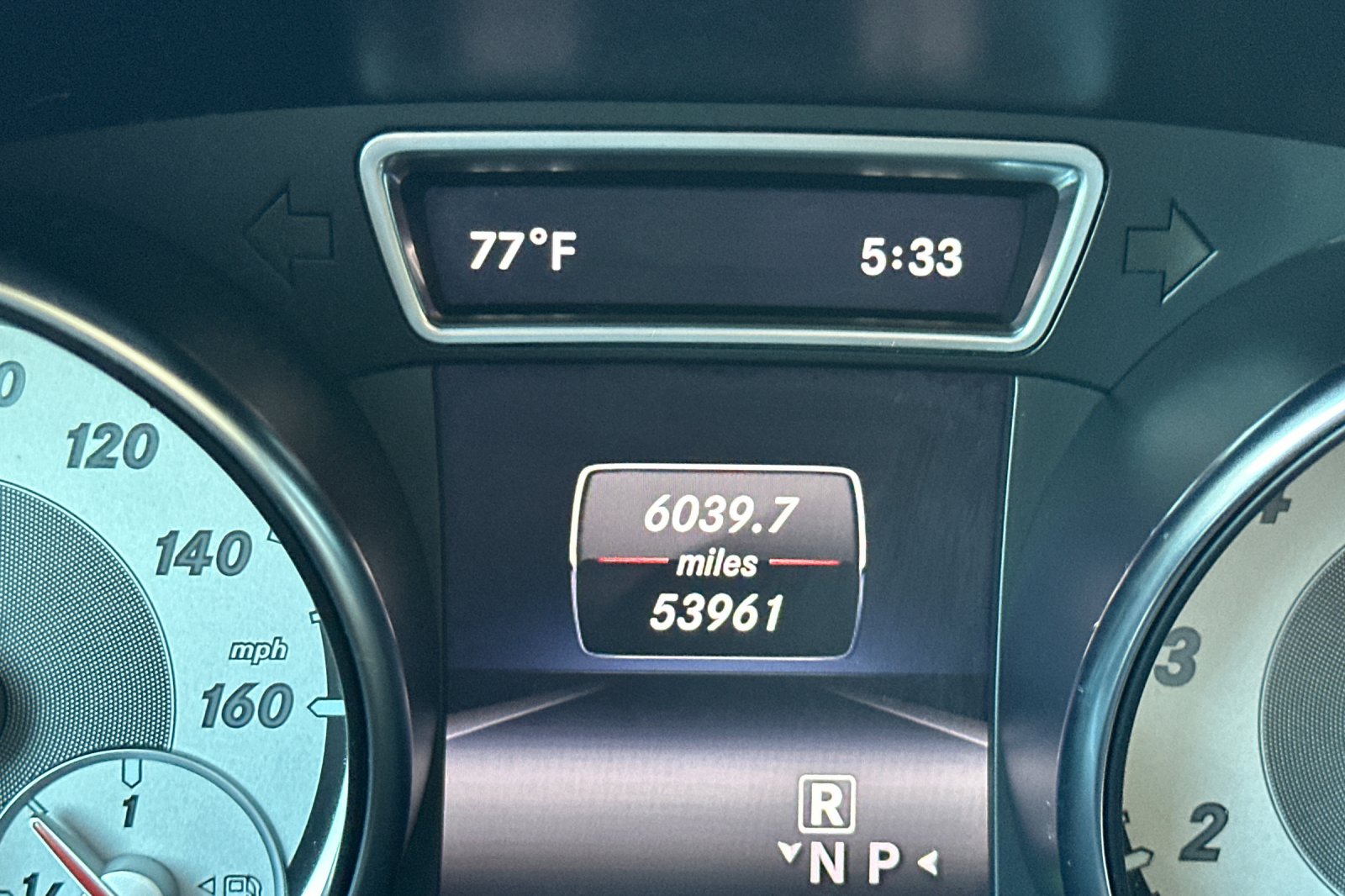 2015 Mercedes Benz GLA 250 4MATIC photo 24