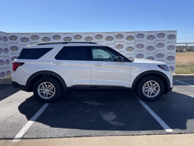 2026 Ford Explorer's photo
