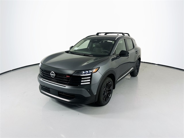 2026 Nissan Kicks SR photo 2