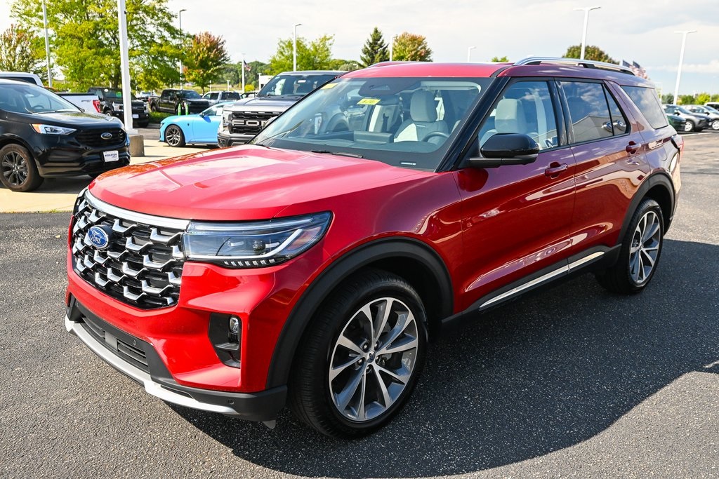 2025 Ford Explorer Platinum photo 8