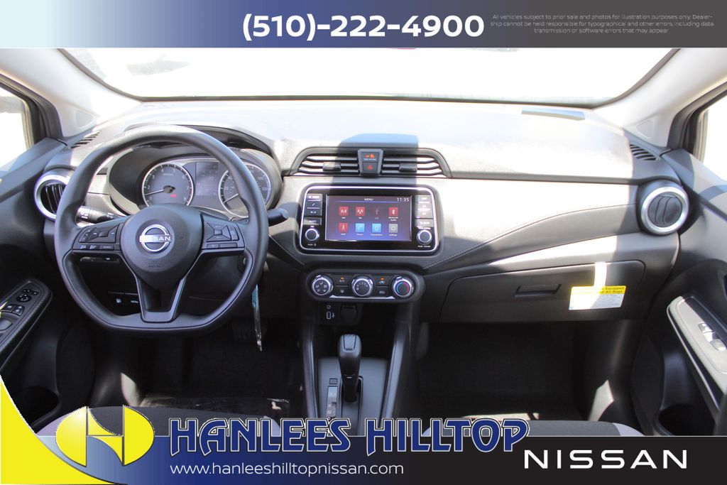 2025 Nissan Versa 1.6 S photo 13