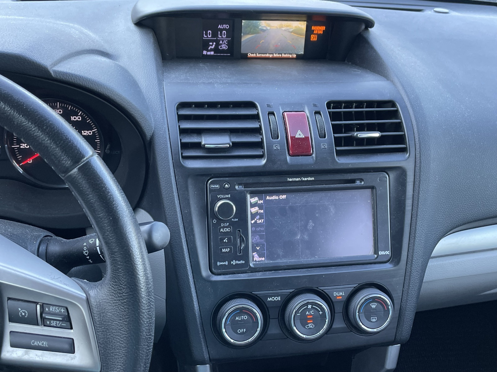 2014 Subaru Forester 2.5i Touring photo 10