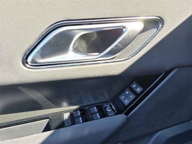 2025 Land Rover Range Rover Velar SE photo 29
