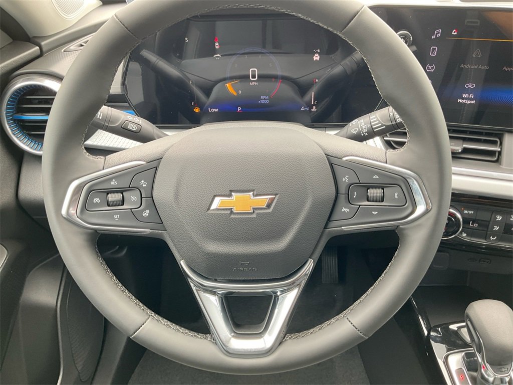 2026 Chevrolet Trax LT photo 13