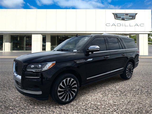 2022 Lincoln Navigator Black Label L's photo