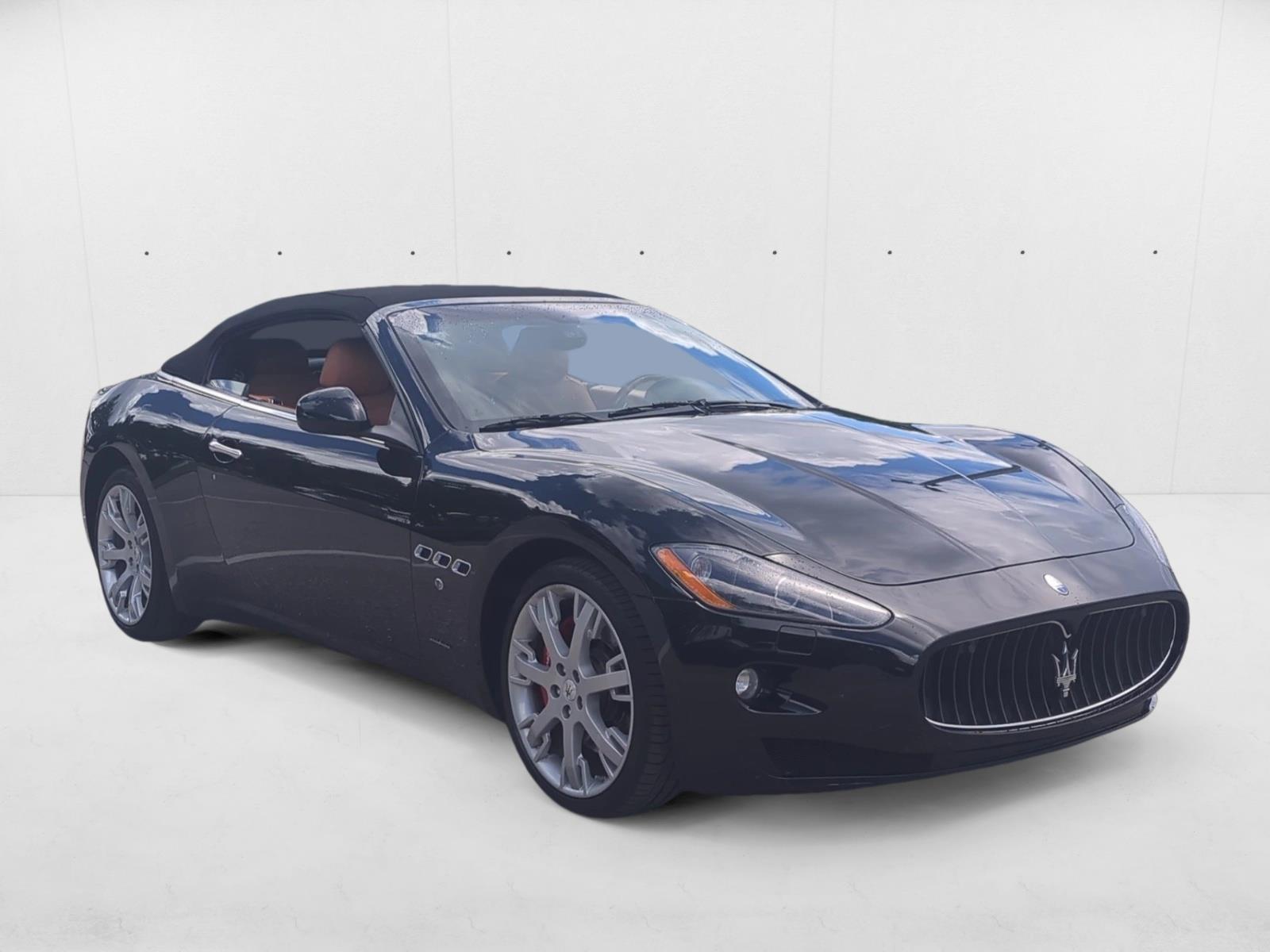 2010 Maserati Granturismo S Automatic photo 3