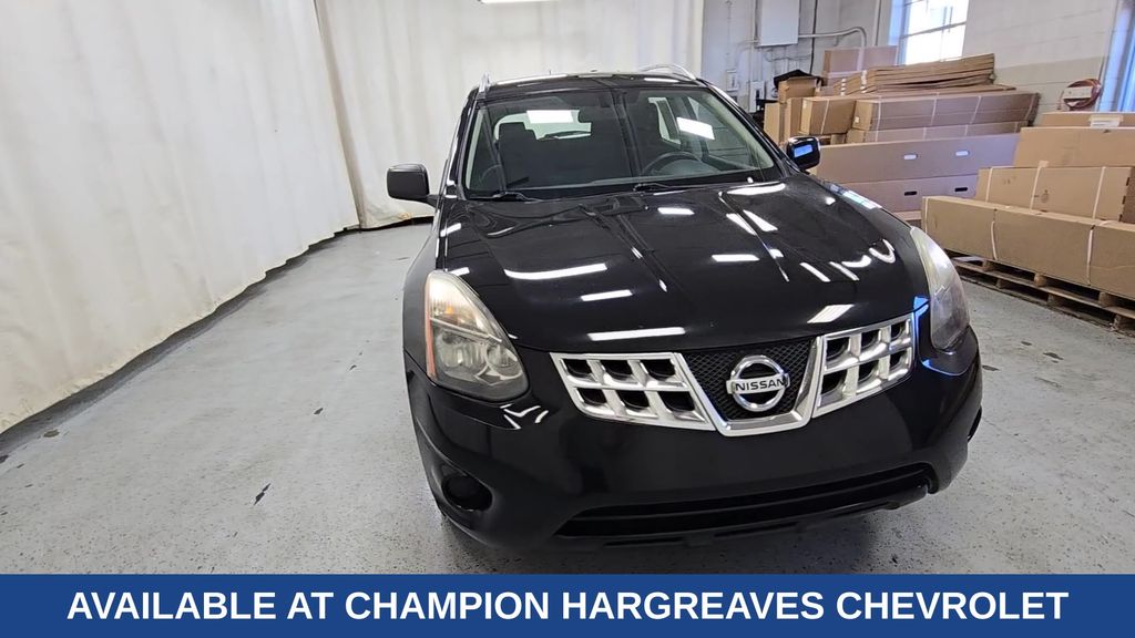 2015 Nissan Rogue Select S AWD photo 3