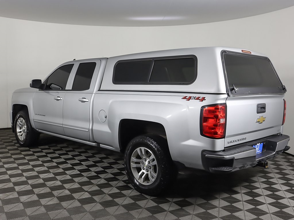 2019 Chevrolet Silverado 1500 LT photo 4