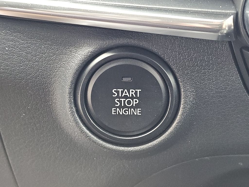 2025 Mazda Mazda3 2.5 s Preferred photo 25