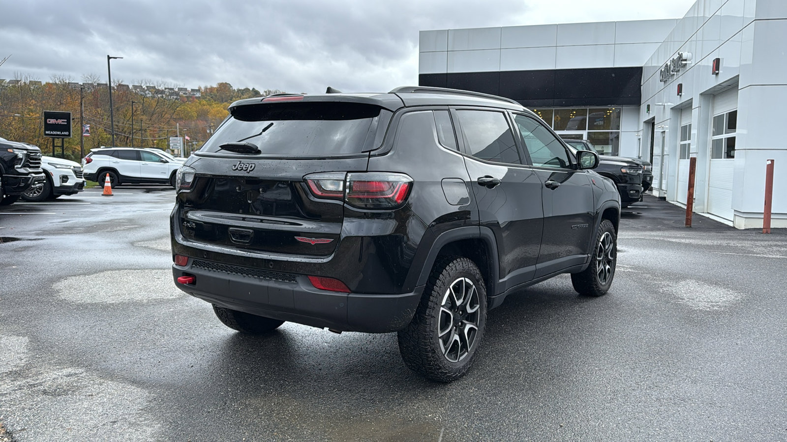 2024 Jeep Compass Trailhawk photo 4