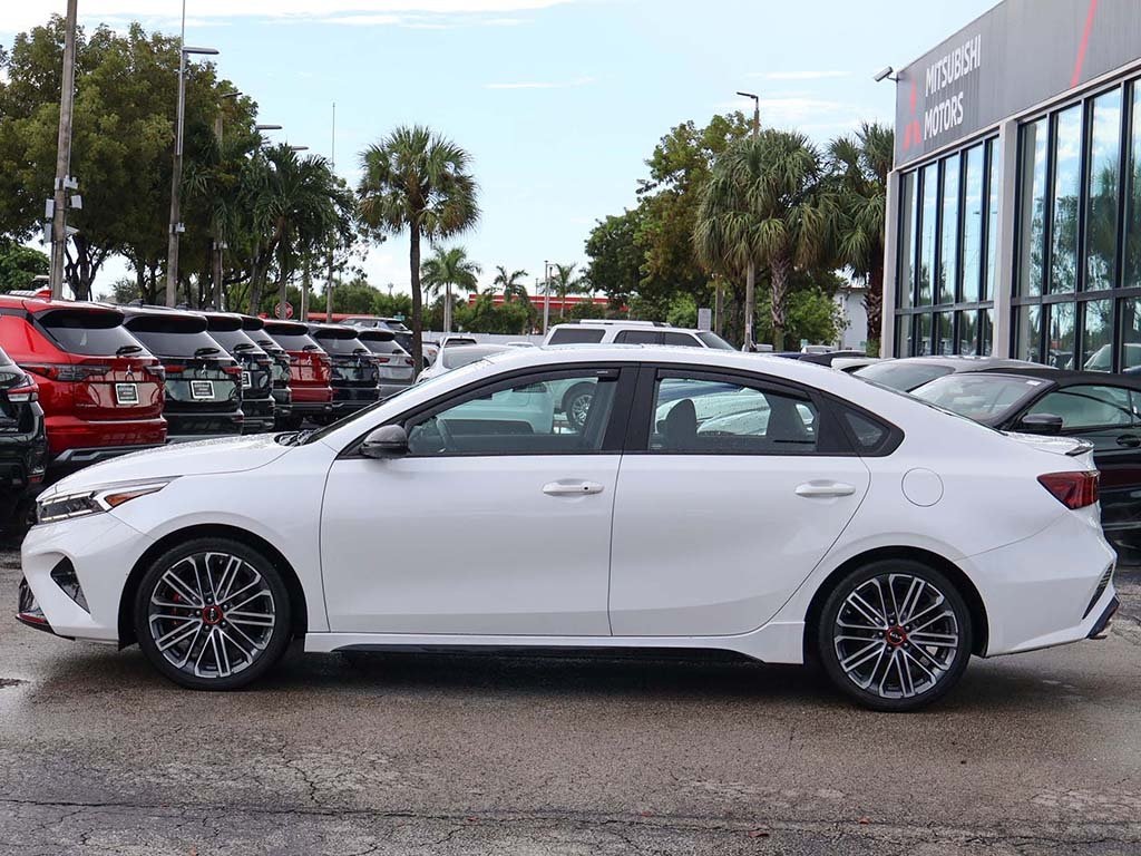 2023 Kia Forte GT photo 18