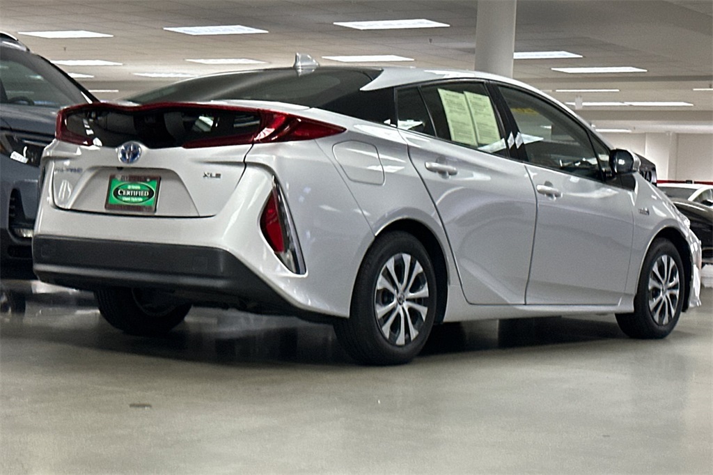 2020 Toyota Prius Prime XLE photo 4