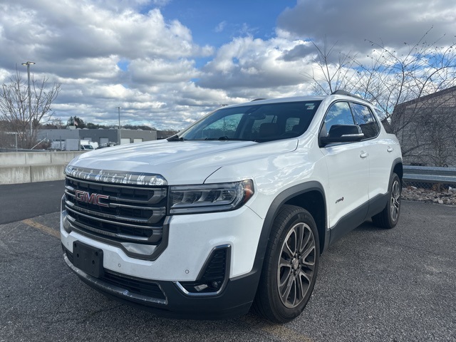 2020 GMC Acadia AT4's photo
