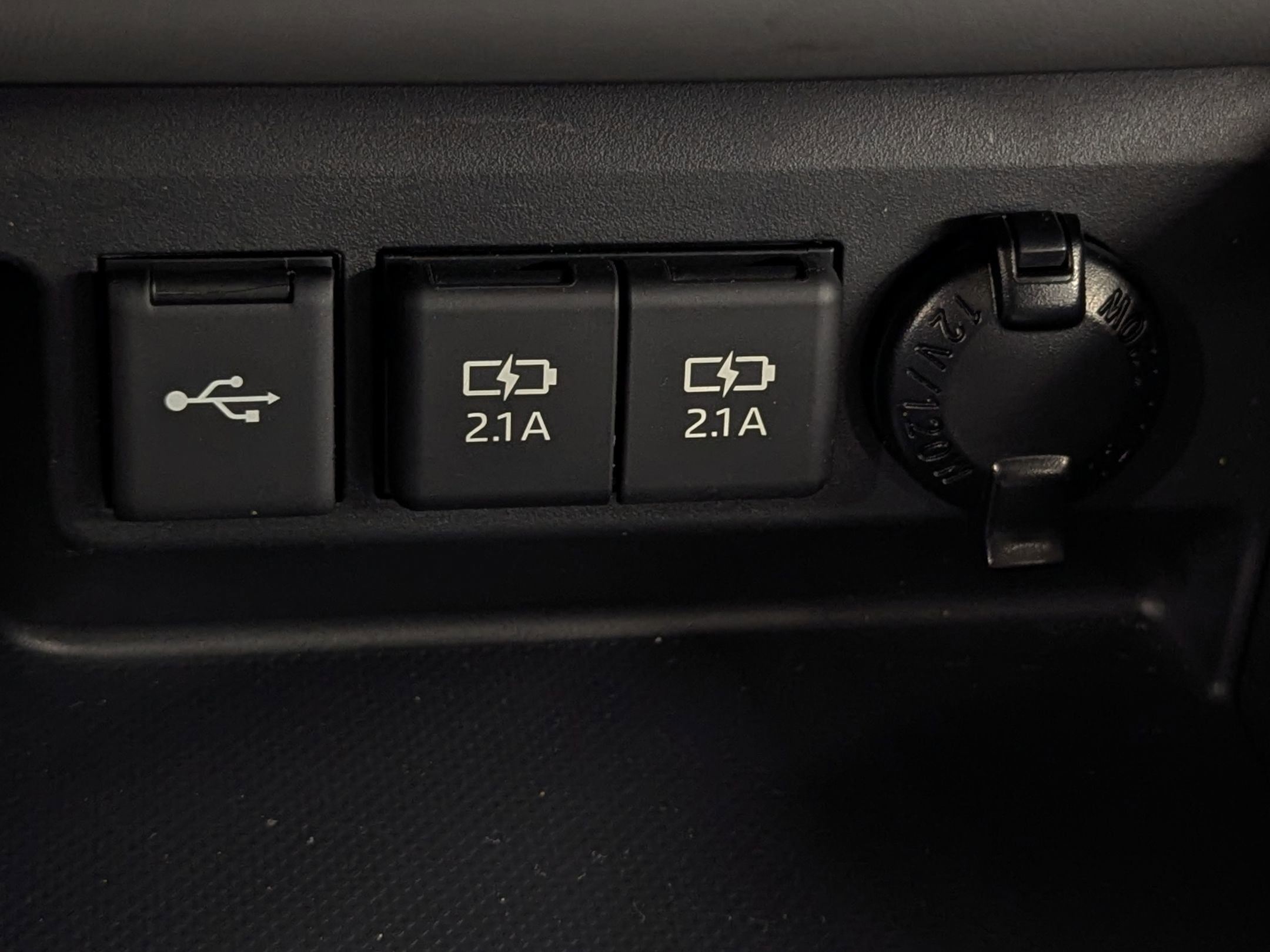2020 Toyota Highlander Limited photo 27