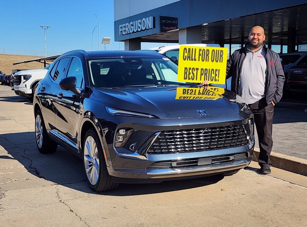 2026 Buick Envision Avenir's photo