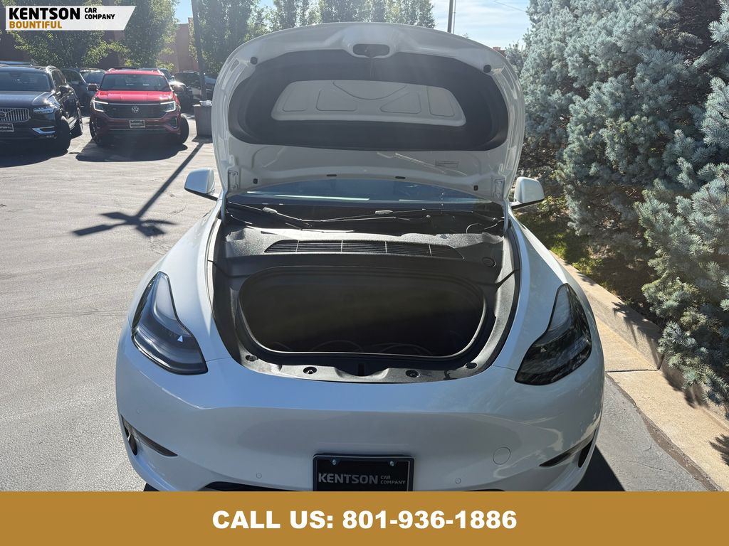 2022 Tesla Model Y Long Range photo 28