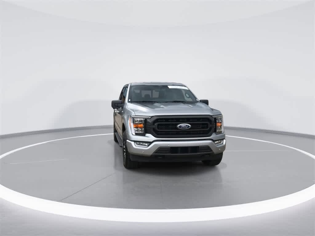 2022 Ford F-150 XLT photo 3