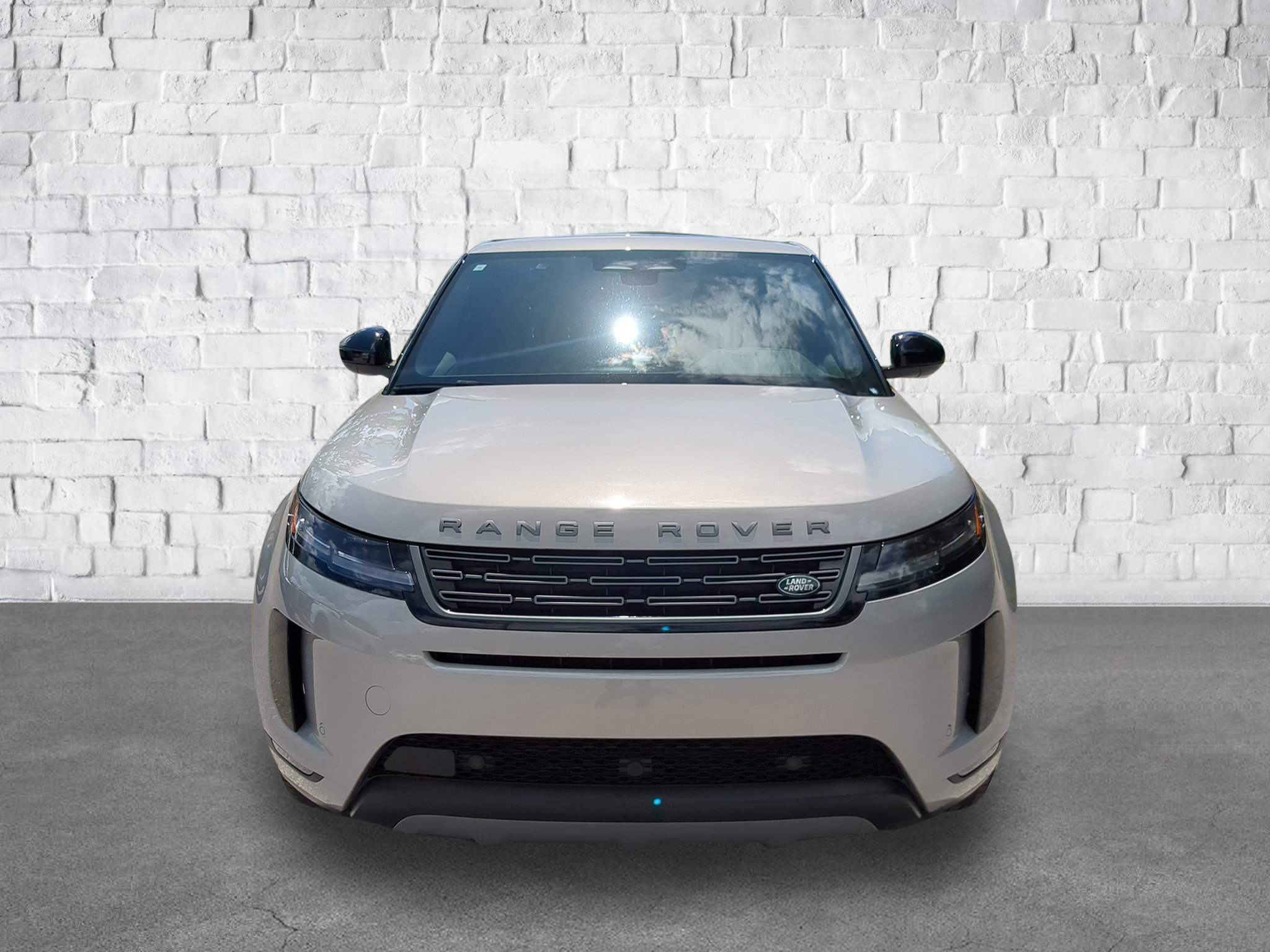 2026 Land Rover Range Rover Evoque S photo 2
