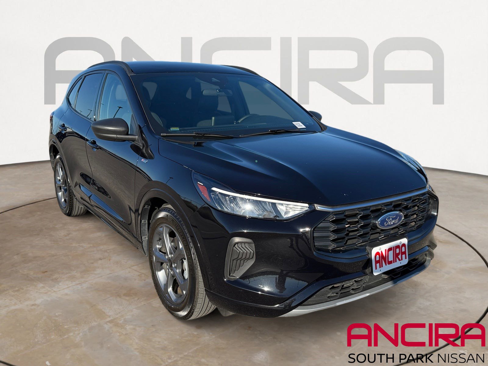 2023 Ford Escape ST-Line's photo
