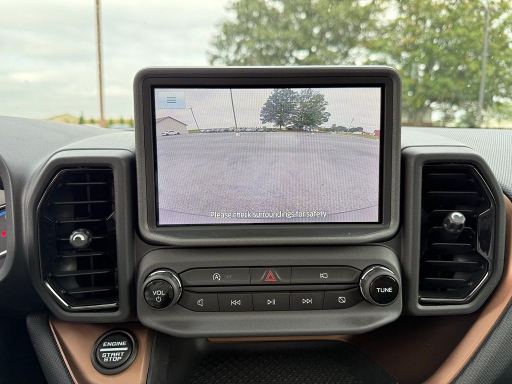 2023 Ford Bronco Sport Badlands photo 9