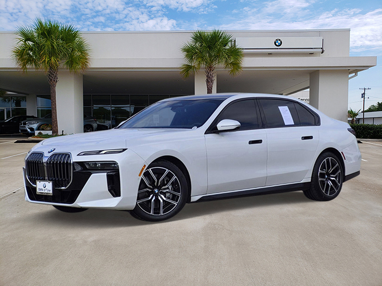 2023 BMW 7 Series 760i's photo