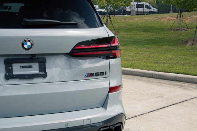 2025 Bmw X5 M60i photo 12