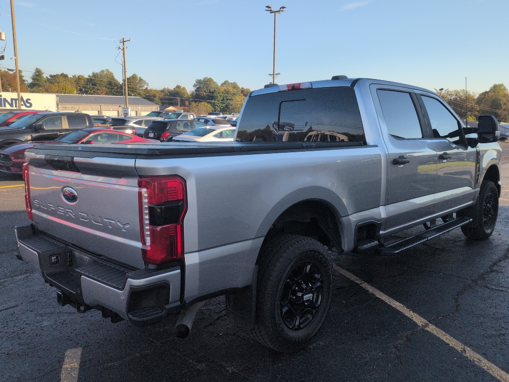 2024 Ford F-250 XL photo 3