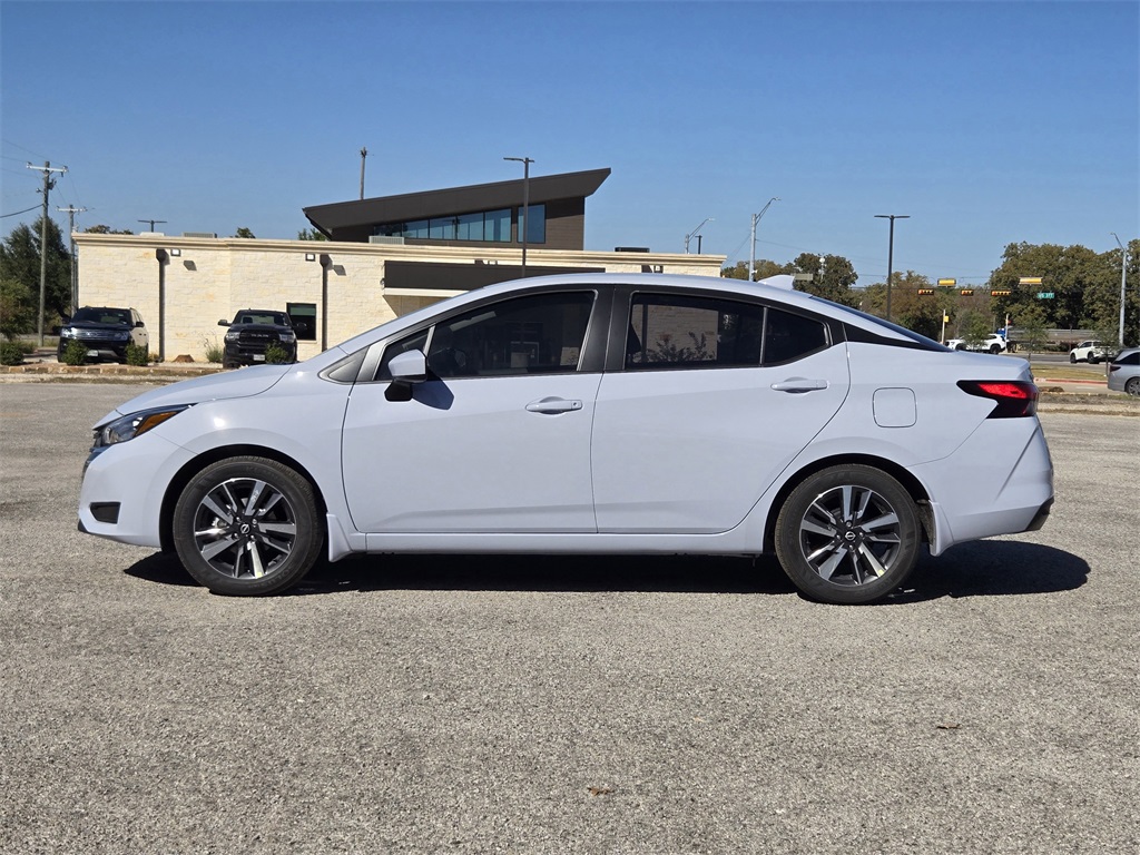 2025 Nissan Versa SV photo 3