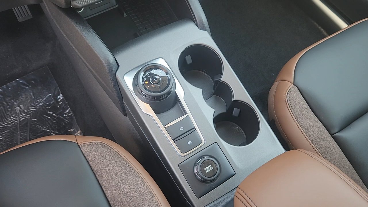 2025 Ford Bronco Sport Outer Banks photo 21