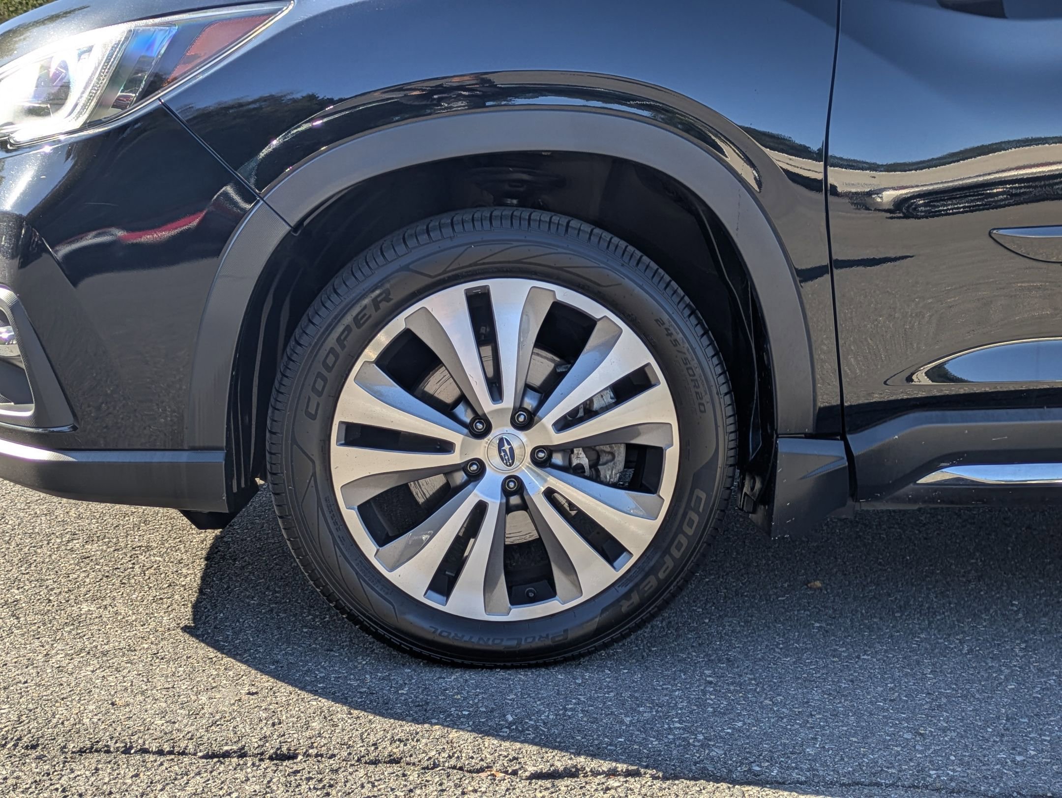 2022 Subaru Ascent Touring photo 7