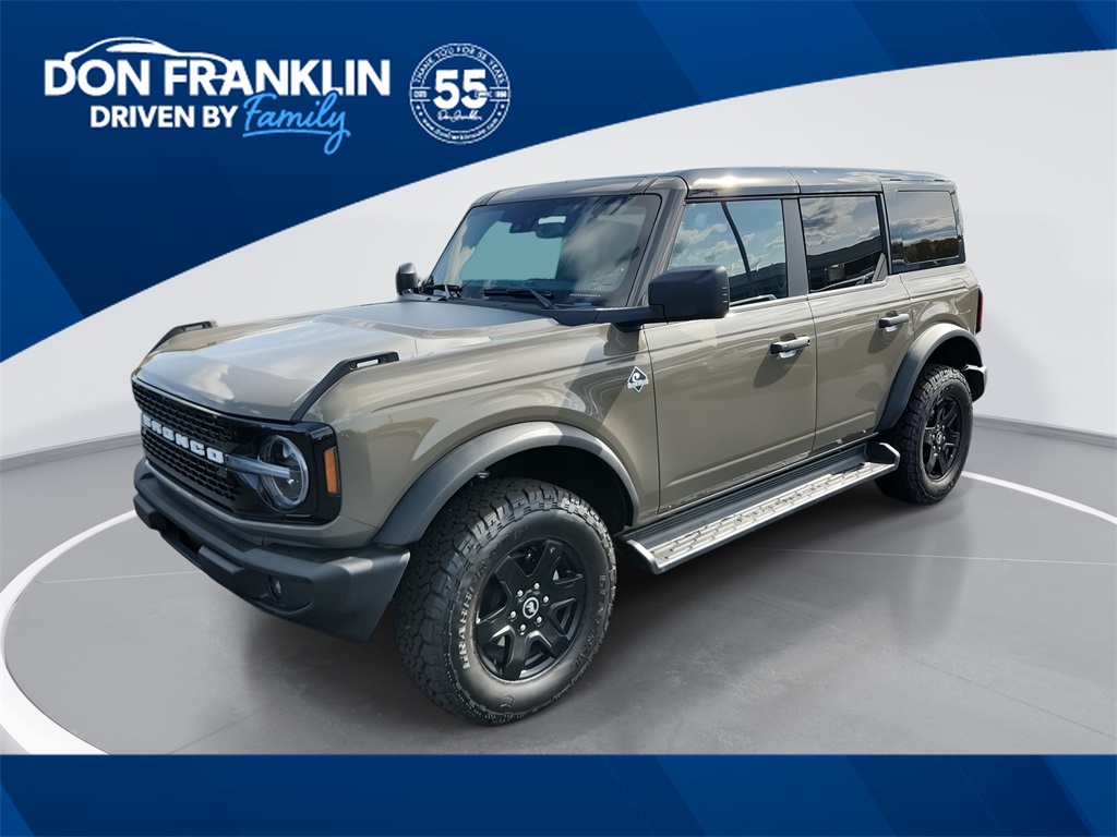 2025 Ford Bronco 4-Door Outer Banks's photo