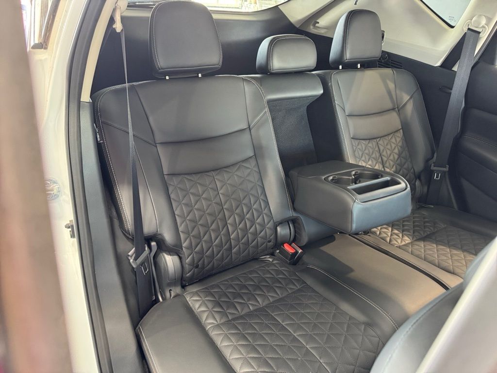 2024 Nissan Murano SV photo 17