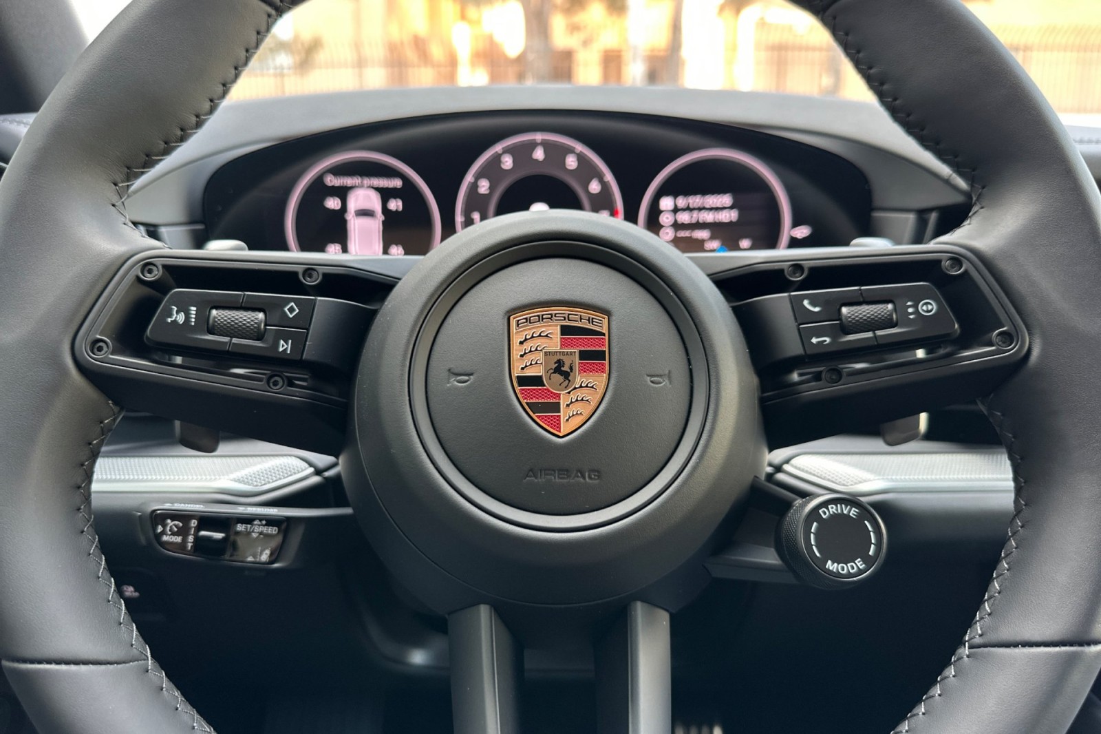 2026 Porsche Cayenne S photo 23