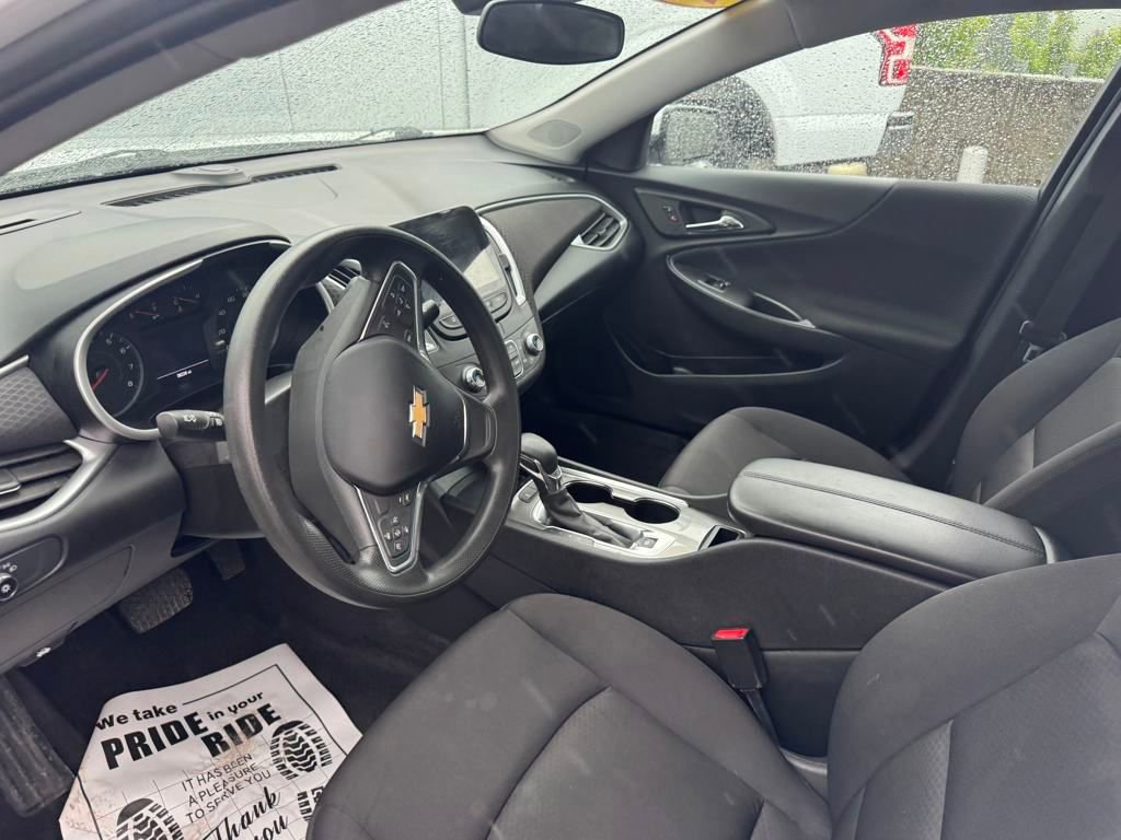 2023 Chevrolet Malibu 1LT photo 9