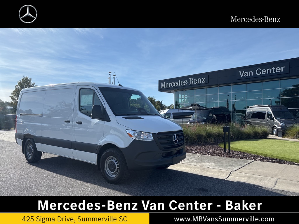2026 Mercedes-Benz Sprinter Cargo Van Base's photo