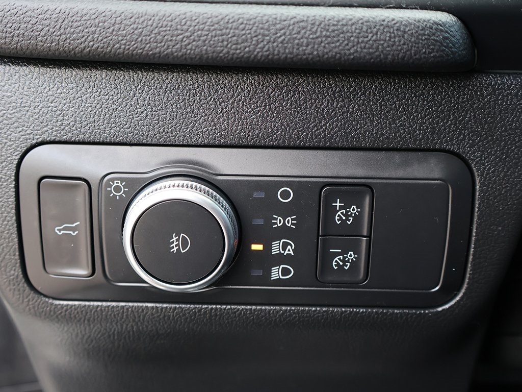 2022 Ford Escape SEL photo 44
