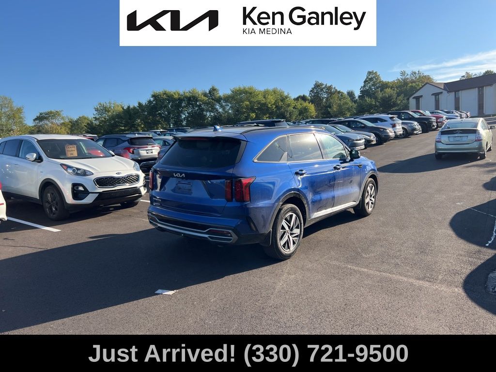 2023 Kia Sorento EX photo 5